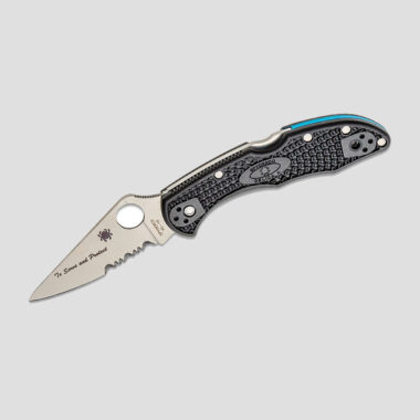 Spyderco Endura 4 Lightweight VG – 10 Thin Blue Line Knife