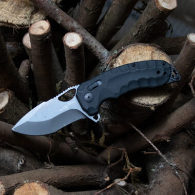 SOG Kiku XR LTE Blackout CRYO CTS XHP Micarta Carbon Knife