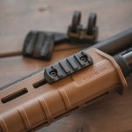 mag581-blk_magpul_m-lok_aluminum_rail_5_slots_05