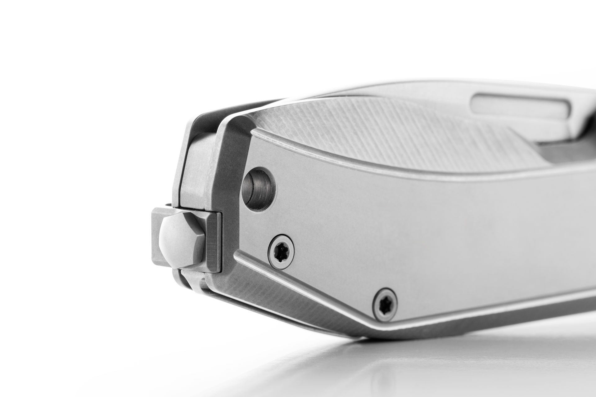 nano_grey_titanium_-