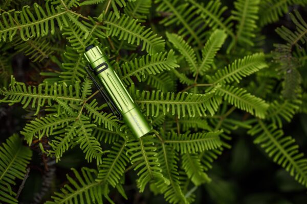 Olight i5R EOS 350 Lumen Rechargeable Flashlight, Neon Green » Arms-Bg Оръжеен Магазин