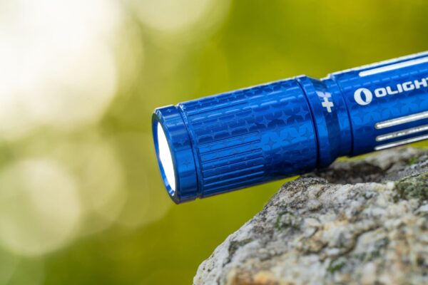 Olight i3E EOS 90 - Lumen Flashlight, Stallar Blue » Arms-Bg Оръжеен Магазин