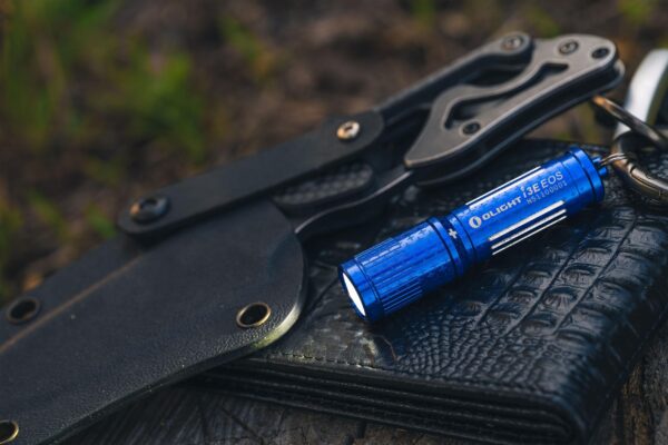 Olight i3E EOS 90 - Lumen Flashlight, Stallar Blue » Arms-Bg Оръжеен Магазин