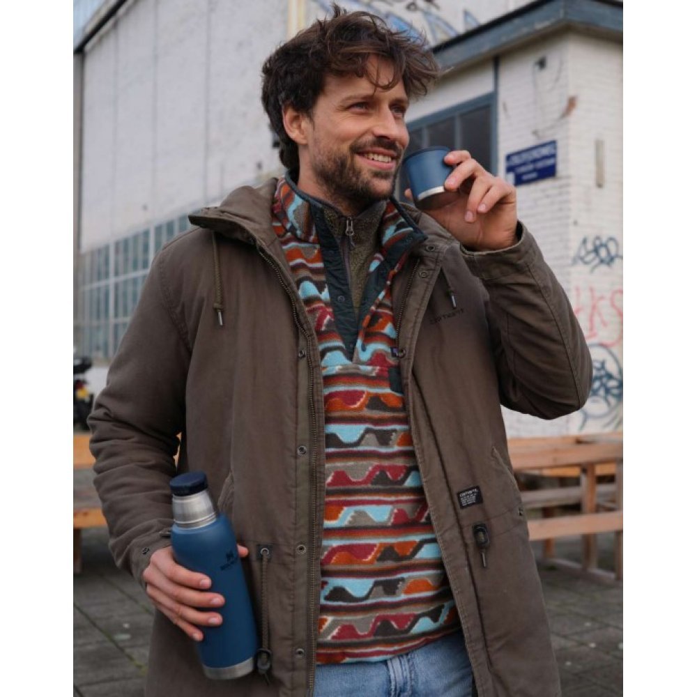 Stanley The Adventure To-Go Abyss1-1000x1000h