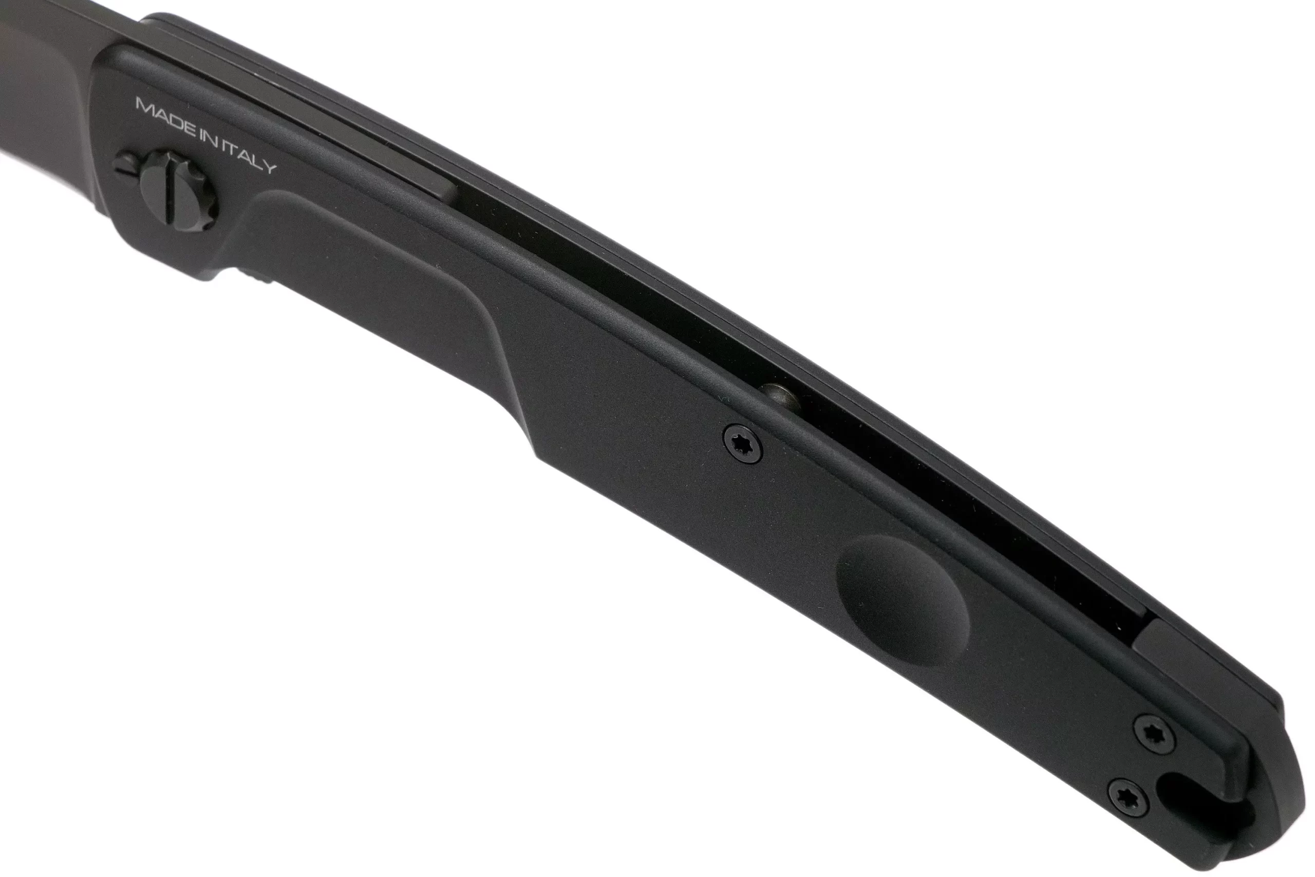 ER0410000135BLK_07_extrema-ratio