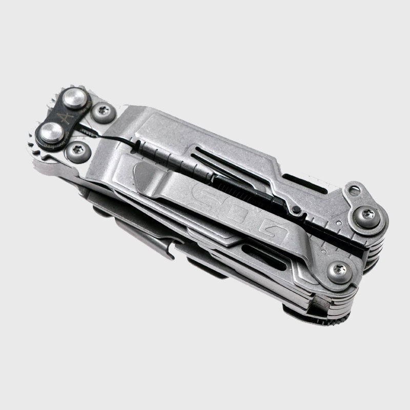 Мултитул SOG Powerlitre