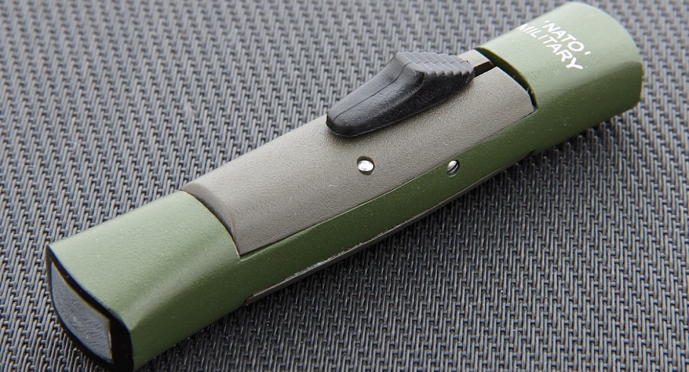 fox-knives-nato-military-251-obzor-skladnyh-nozhej-s-frontalnym-mekhanizmom-otkrytiya-14