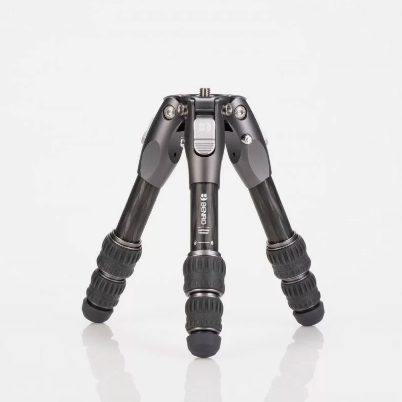 Benro Tortoise TTOR03C headless carbon tripod