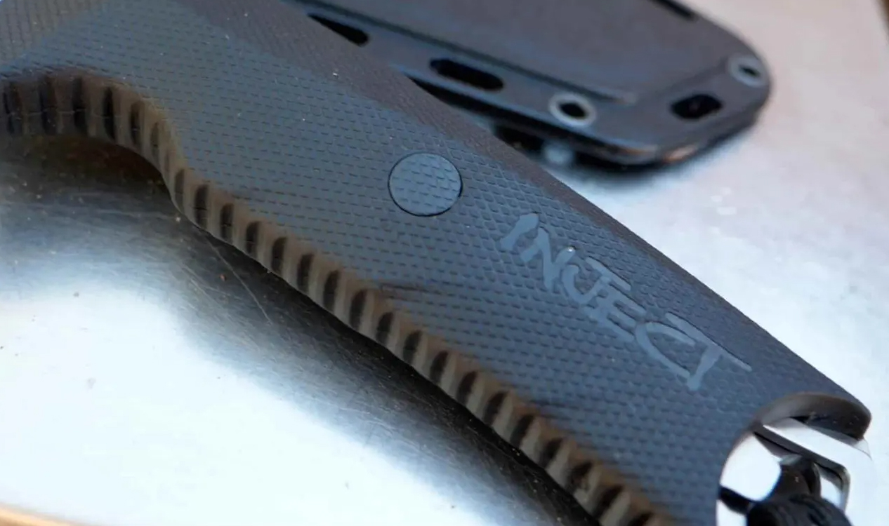 Camillus Carnivore Inject 18″ Machete 2