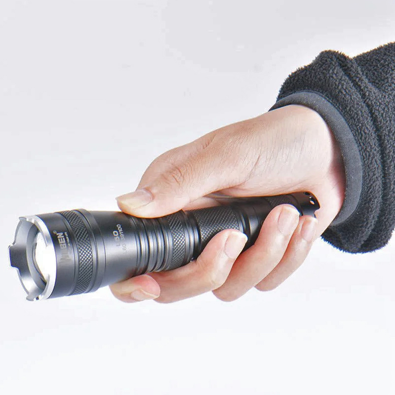 L60 Zoomable LED Self Defense Flashlight 1200 Lumens 6