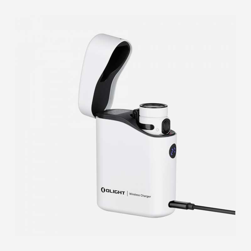 Заряден-Фенер-Olight-Baton-4-Premium-1300-Лумена-бял