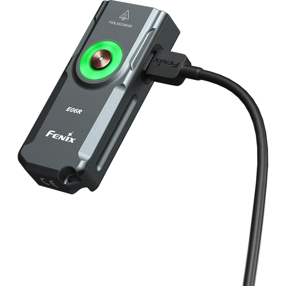 Fenix E06R 15