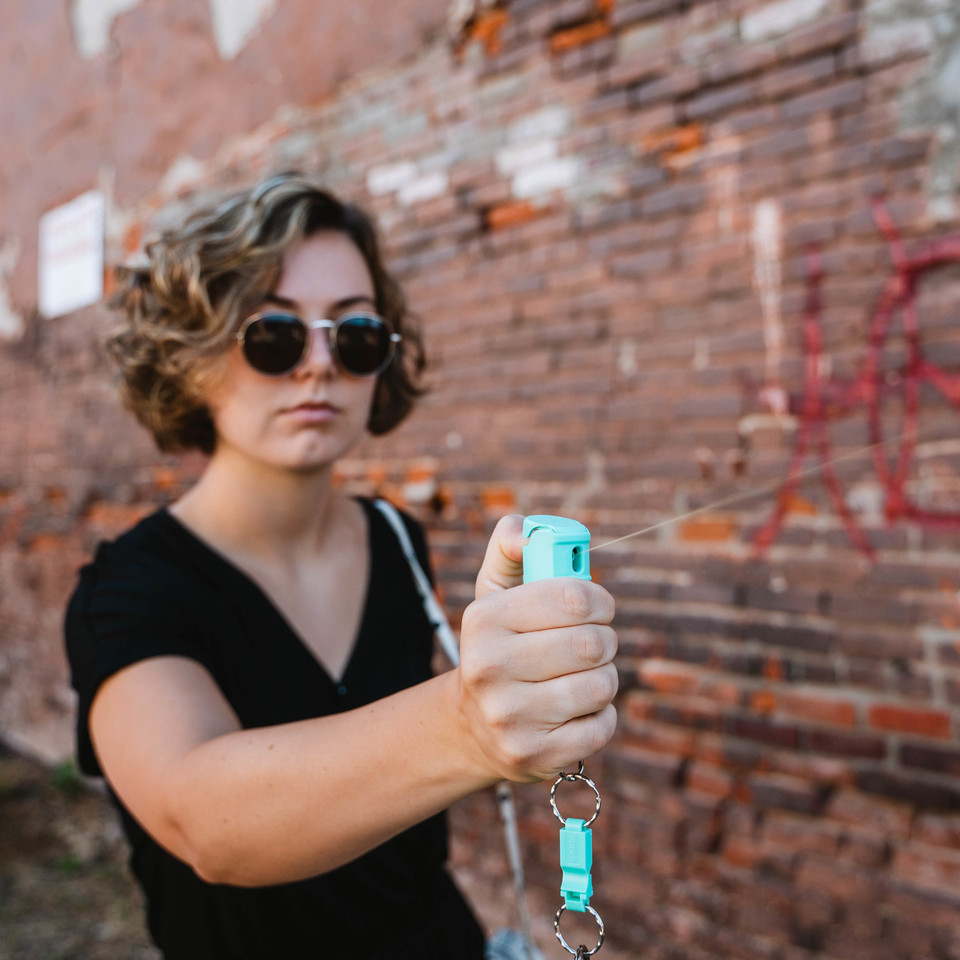 Pepper Gel with Detachable Safety Whistle Keychain 3