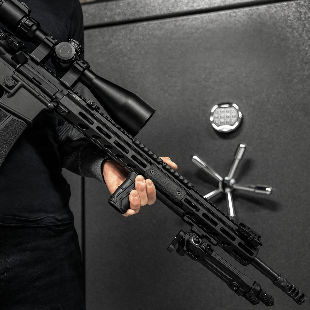 UTG® Compact Polymer Foregrip, M-LOK®, Black 5