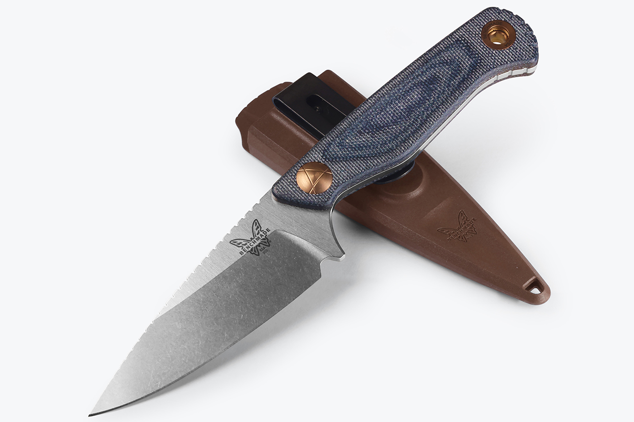 Benchmade Dacian – Blue Denim Micarta 4