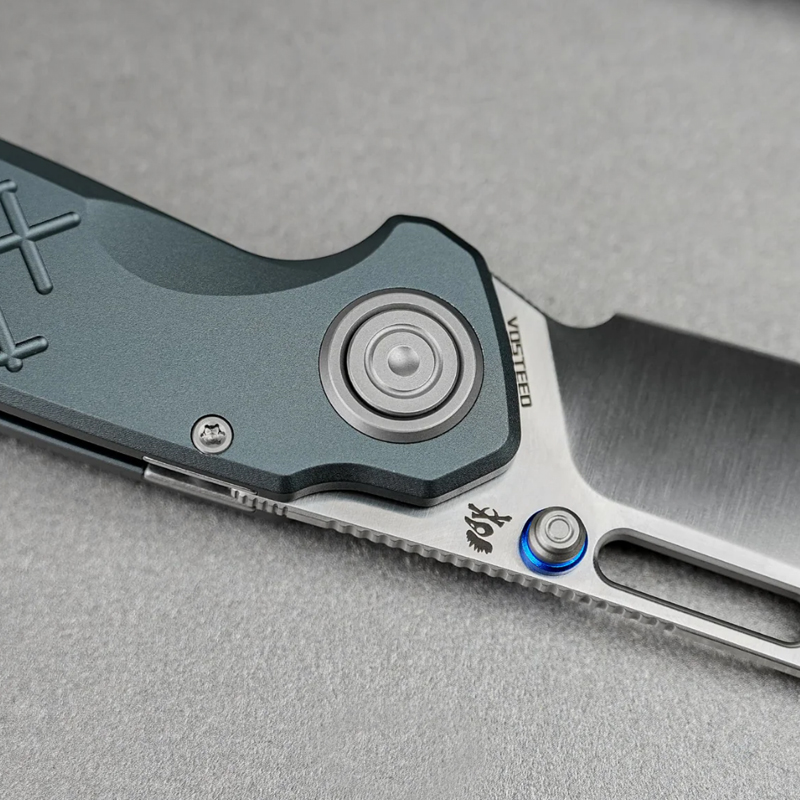 Vosteed Zander Gray Satin 5