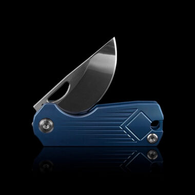 CH KNIVES Toad D2 Titanium Blue Knife