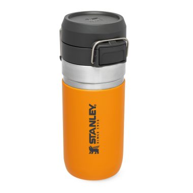 Термо бутилка за вода Stanley Quick Flip Water Bottle 47L / 16OZ Saffron